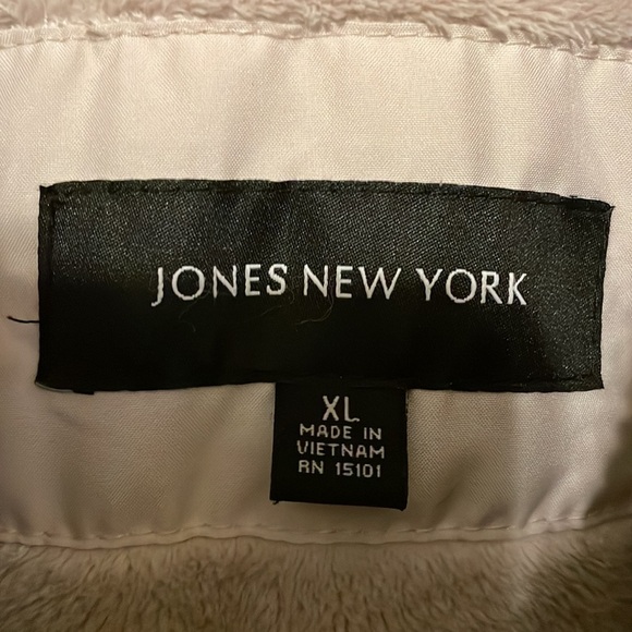 ❄️Jones of New York coat with hood❄️ - Picture 10 of 13